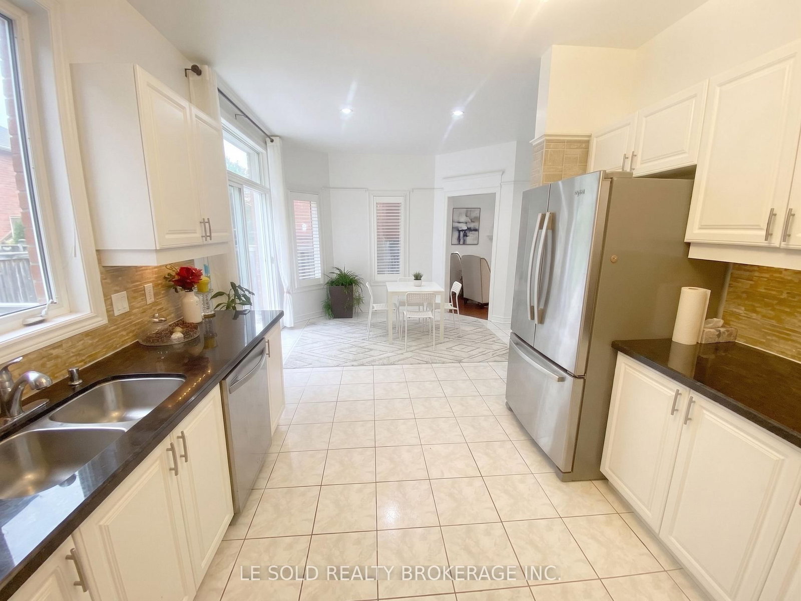 76 Larratt Lane • Richmond Hill, ON photo 12