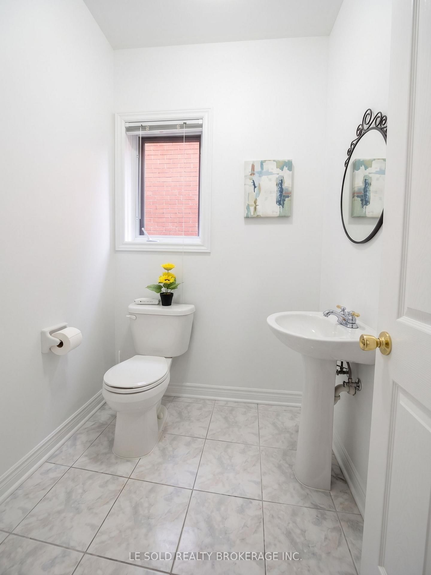 76 Larratt Lane • Richmond Hill, ON photo 13