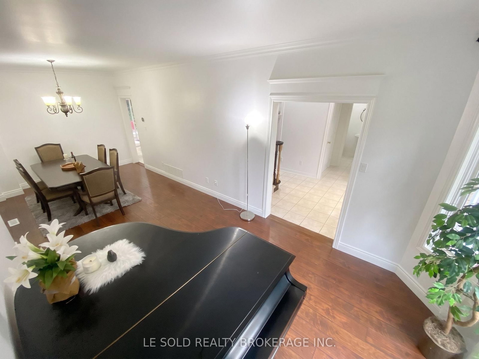 76 Larratt Lane • Richmond Hill, ON photo 4
