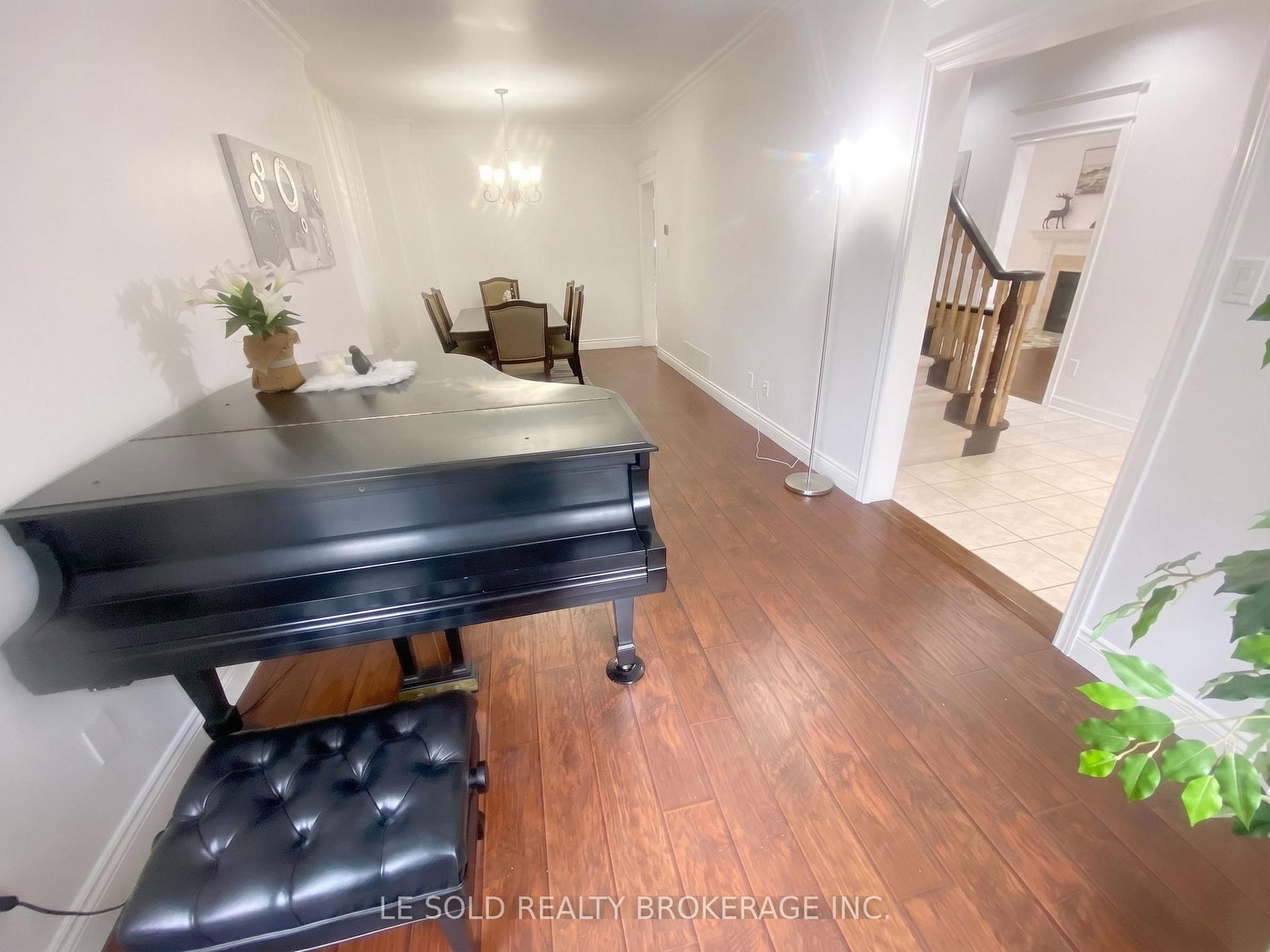 76 Larratt Lane • Richmond Hill, ON photo 6