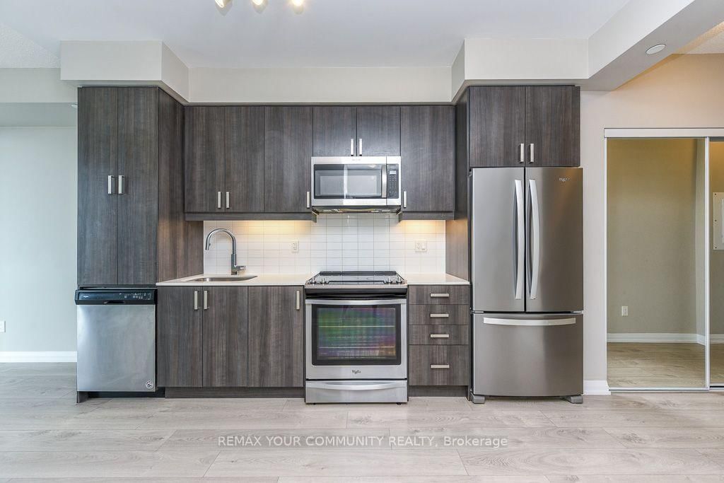 1810-7895 Jane St, Vaughan, view 10