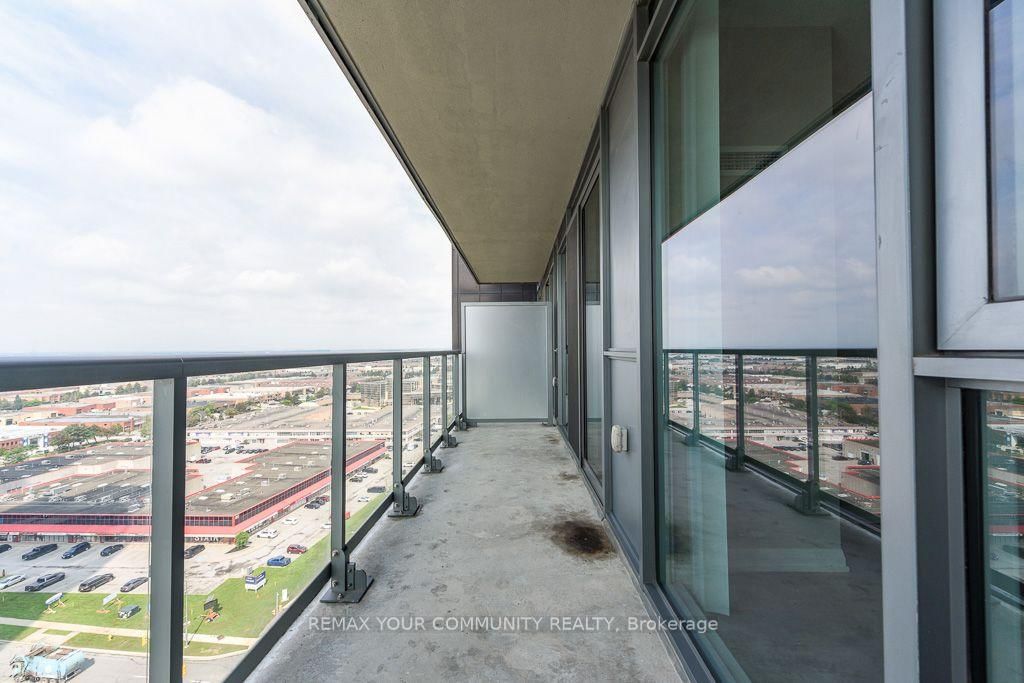 1810-7895 Jane St, Vaughan, view 8