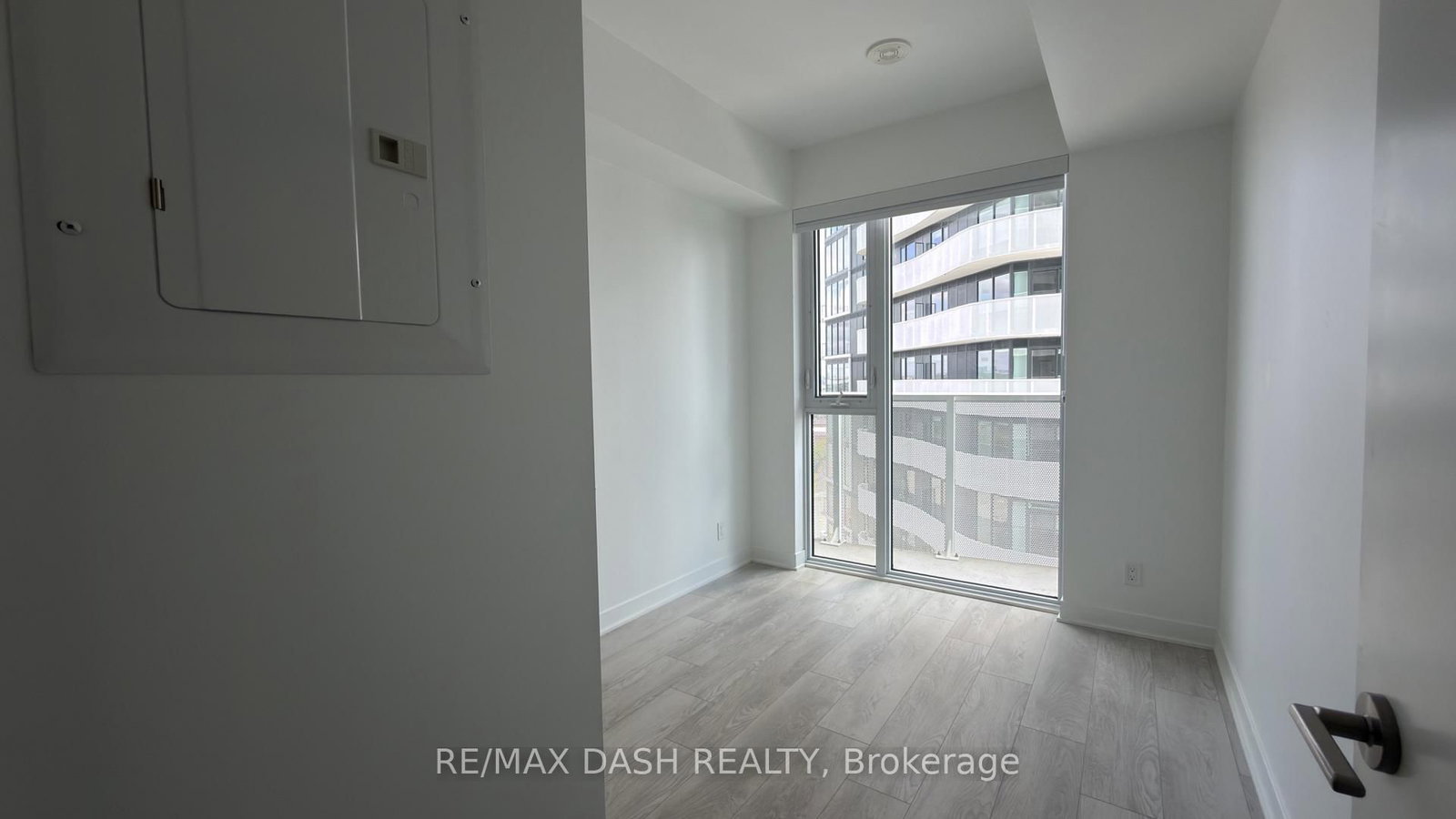 1404-10 Flavelle Tr, Vaughan, view 13