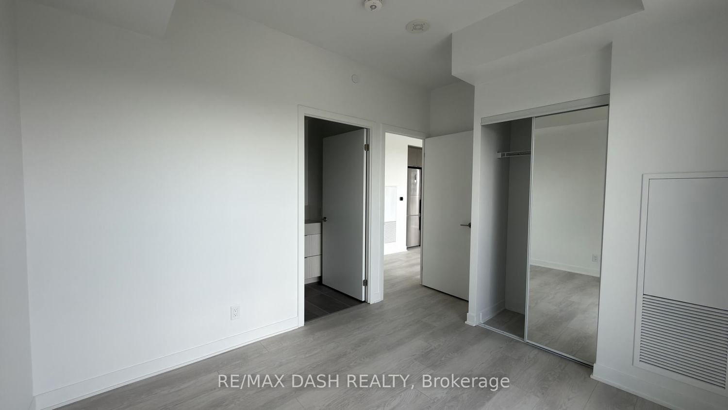 1404-10 Flavelle Tr, Vaughan, view 14