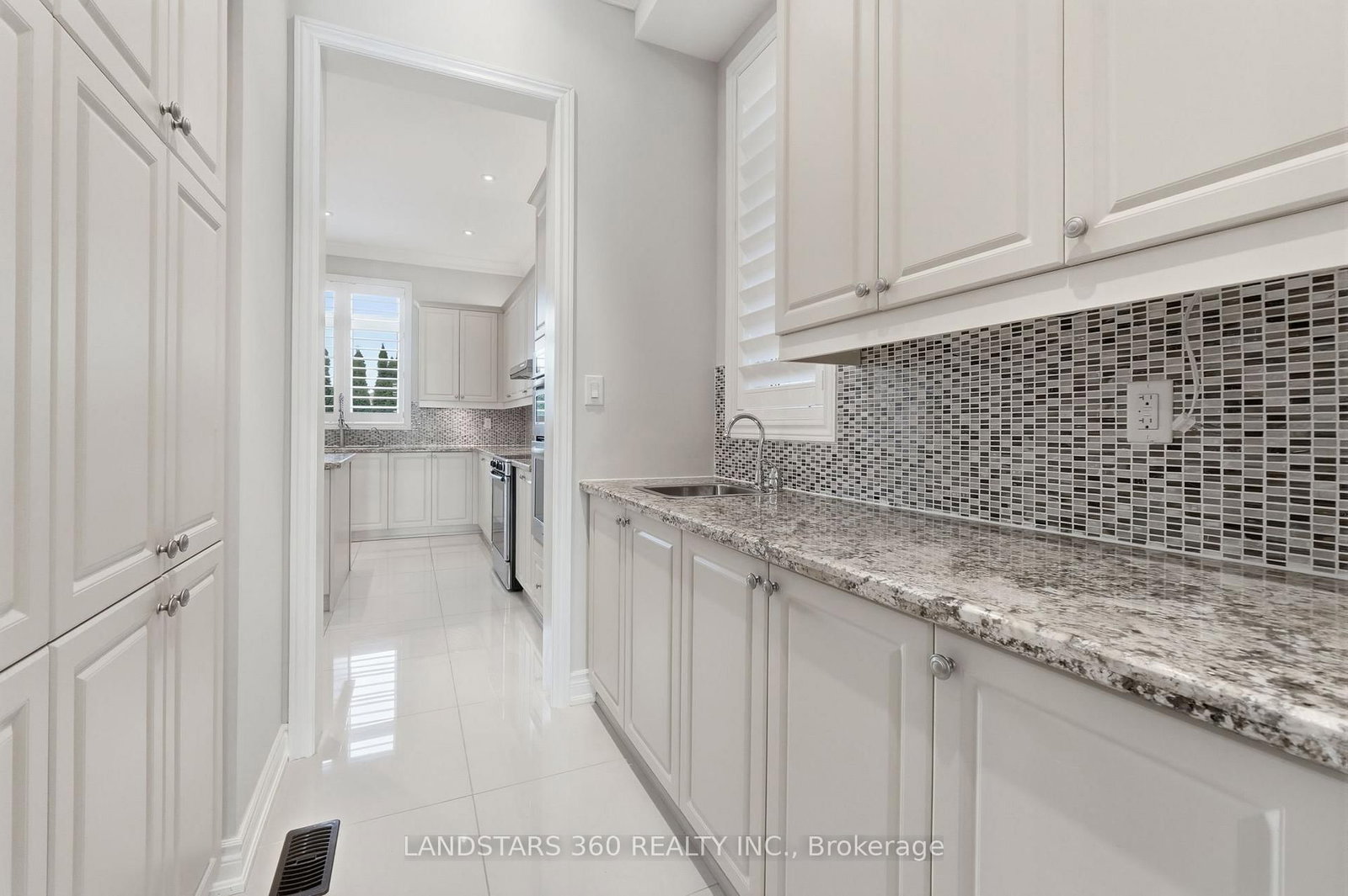 89 Hailsham Court • Vaughan, ON photo 11