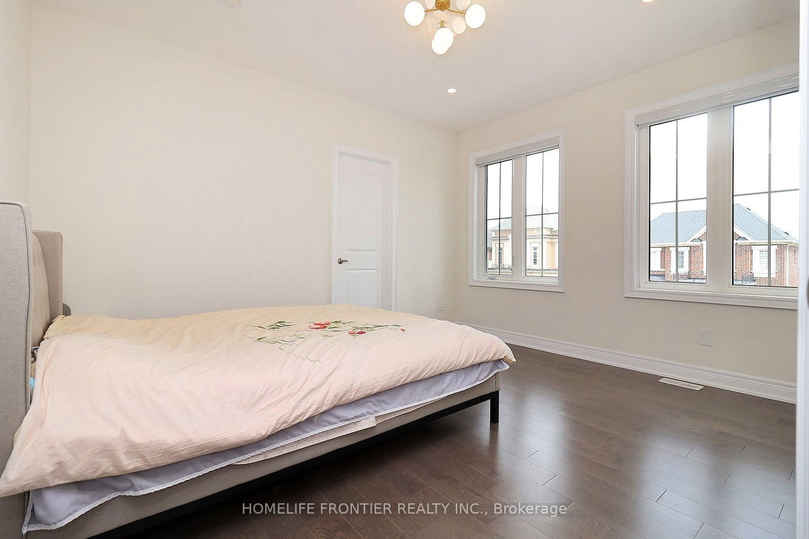 8 Planet Street • Richmond Hill, ON photo 16