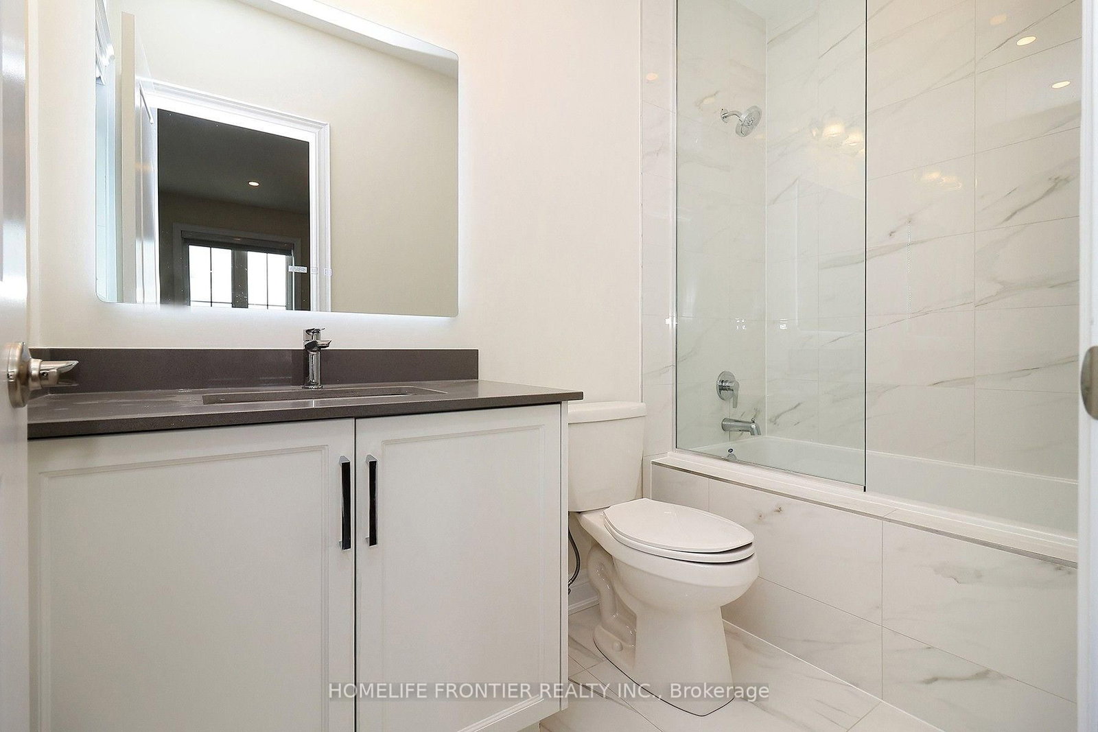 8 Planet Street • Richmond Hill, ON photo 19
