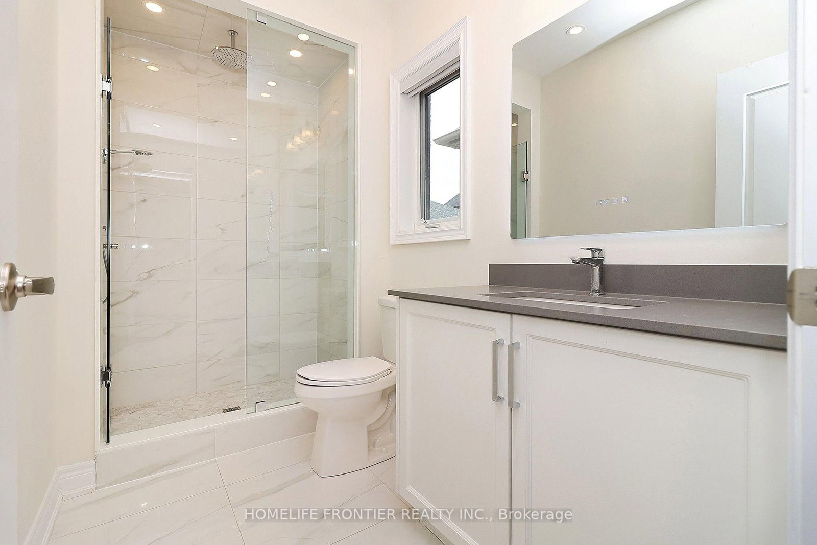 8 Planet Street • Richmond Hill, ON photo 20