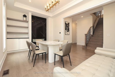 8 Planet Street • Richmond Hill, ON photo 9