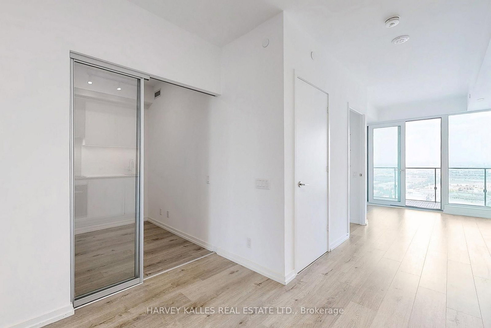 2807-7890 Jane St, Vaughan, view 14