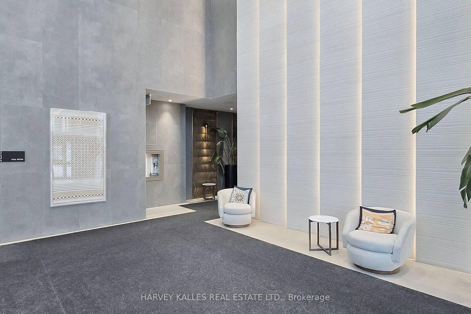 2807-7890 Jane St, Vaughan, view 3