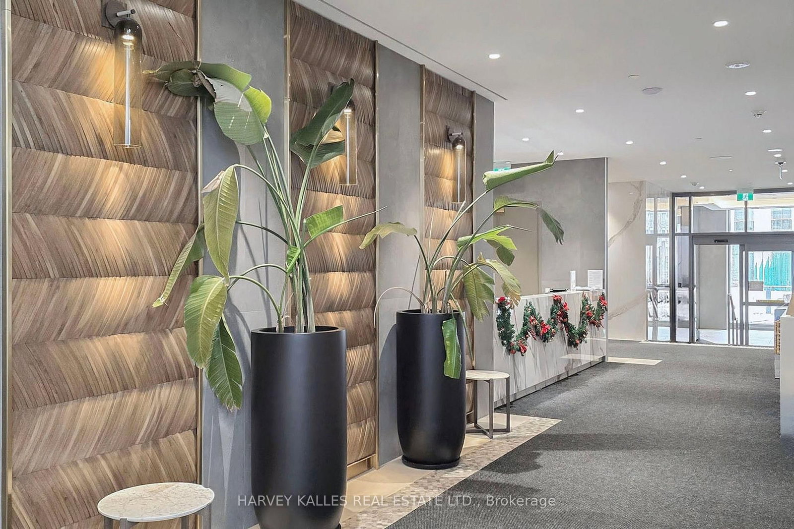 2807-7890 Jane St, Vaughan, view 5