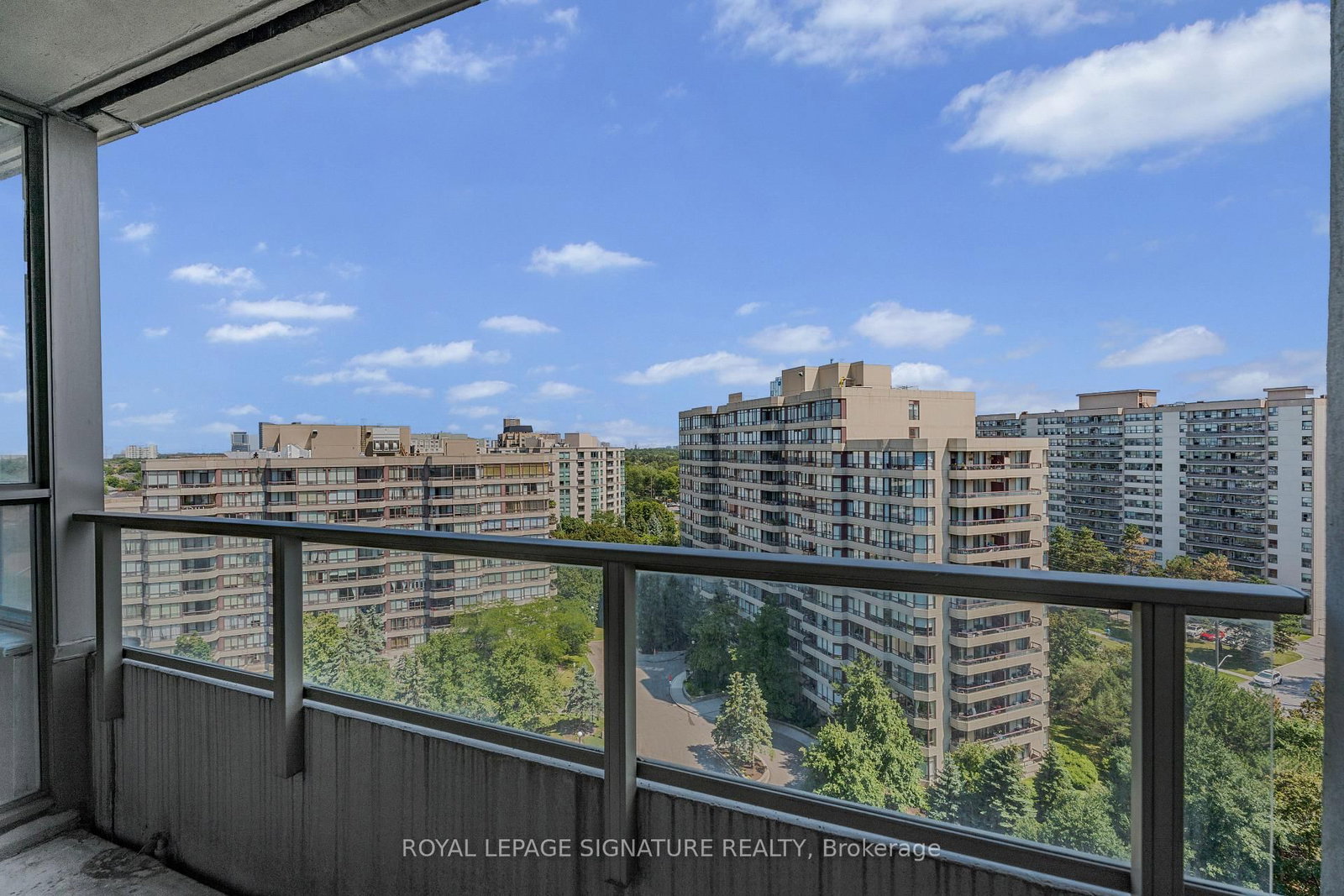 11 Townsgate Drive • #1410 • Vaughan, ON photo 20