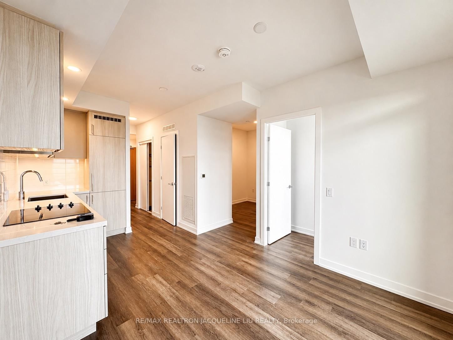 1009-21 Meadowdale Rd, Vaughan, view 6