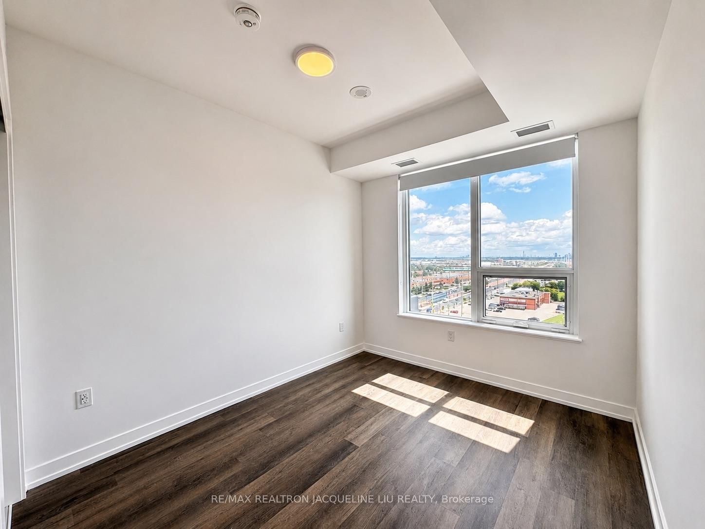 1009-21 Meadowdale Rd, Vaughan, view 8