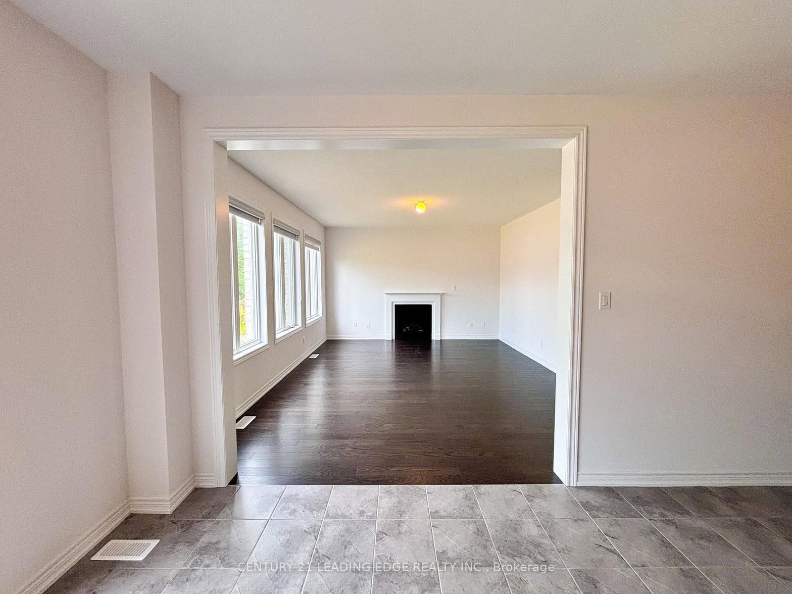 19 Wakefield Boulevard • Essa, ON photo 6