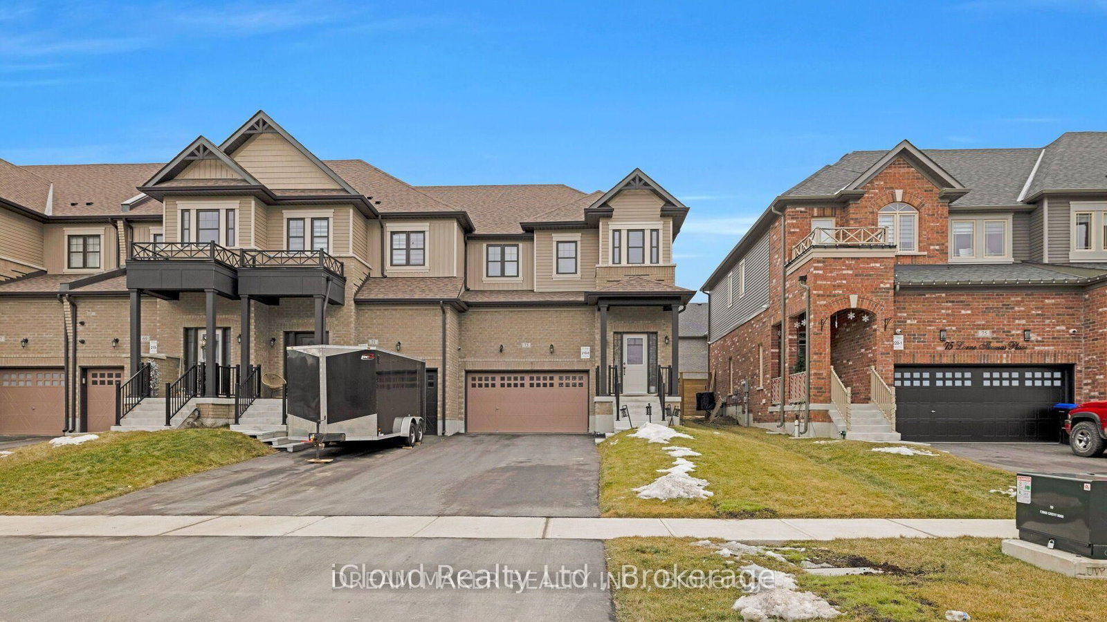73 Lorne Thomas Place • New Tecumseth, ON photo 1