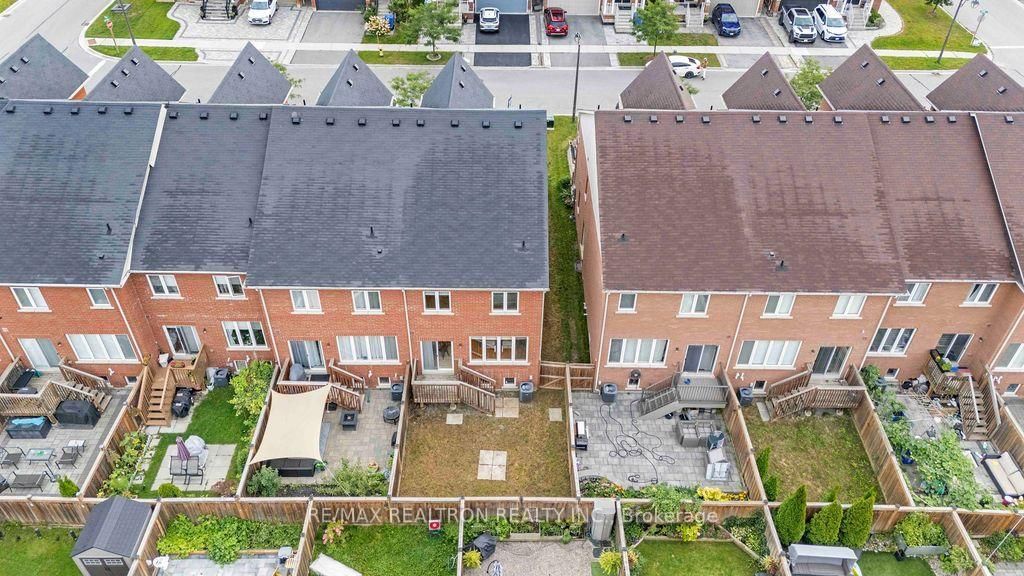 55 Drum Street • Whitchurch-Stouffville, ON photo 43