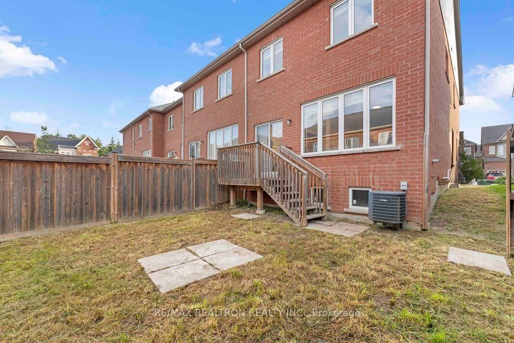 55 Drum Street • Whitchurch-Stouffville, ON photo 44