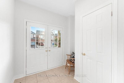 55 Drum Street • Whitchurch-Stouffville, ON photo 5
