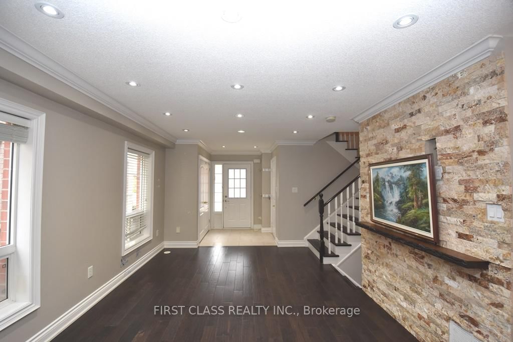 42 Village Vista Way, Vaughan, view 7