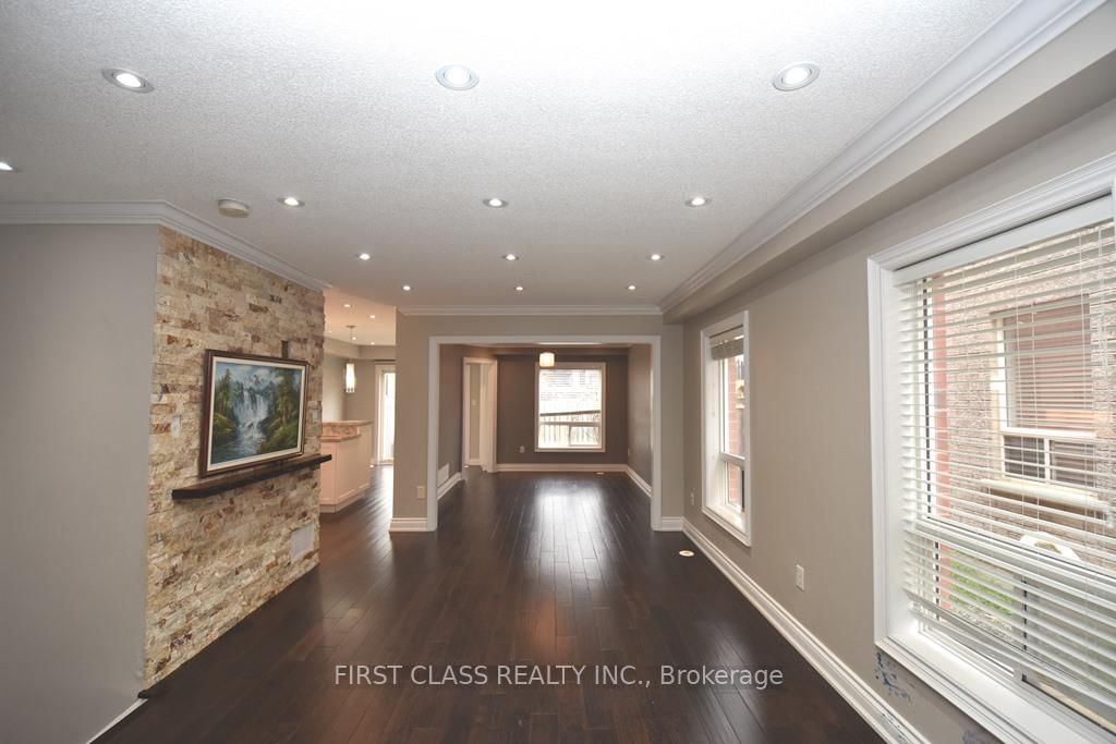 42 Village Vista Way, Vaughan, view 9