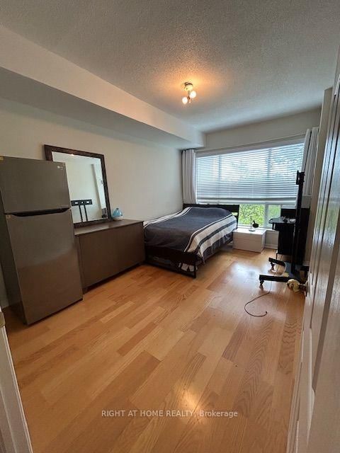 2 Maison Parc Court • #403 • Vaughan, ON photo 31
