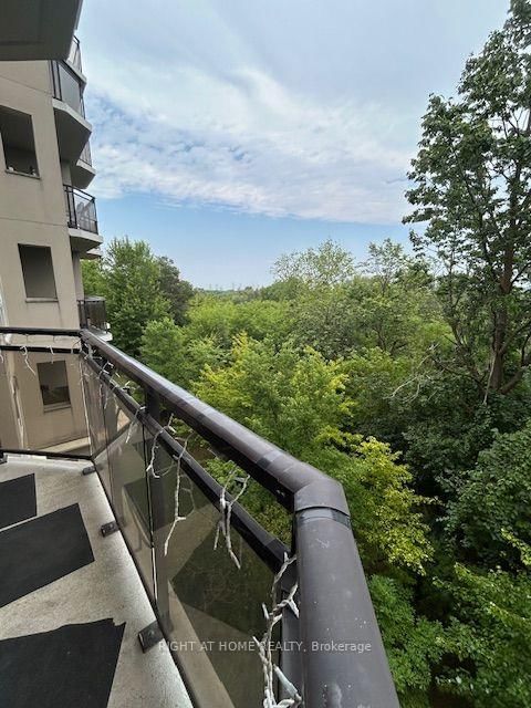 2 Maison Parc Court • #403 • Vaughan, ON photo 34