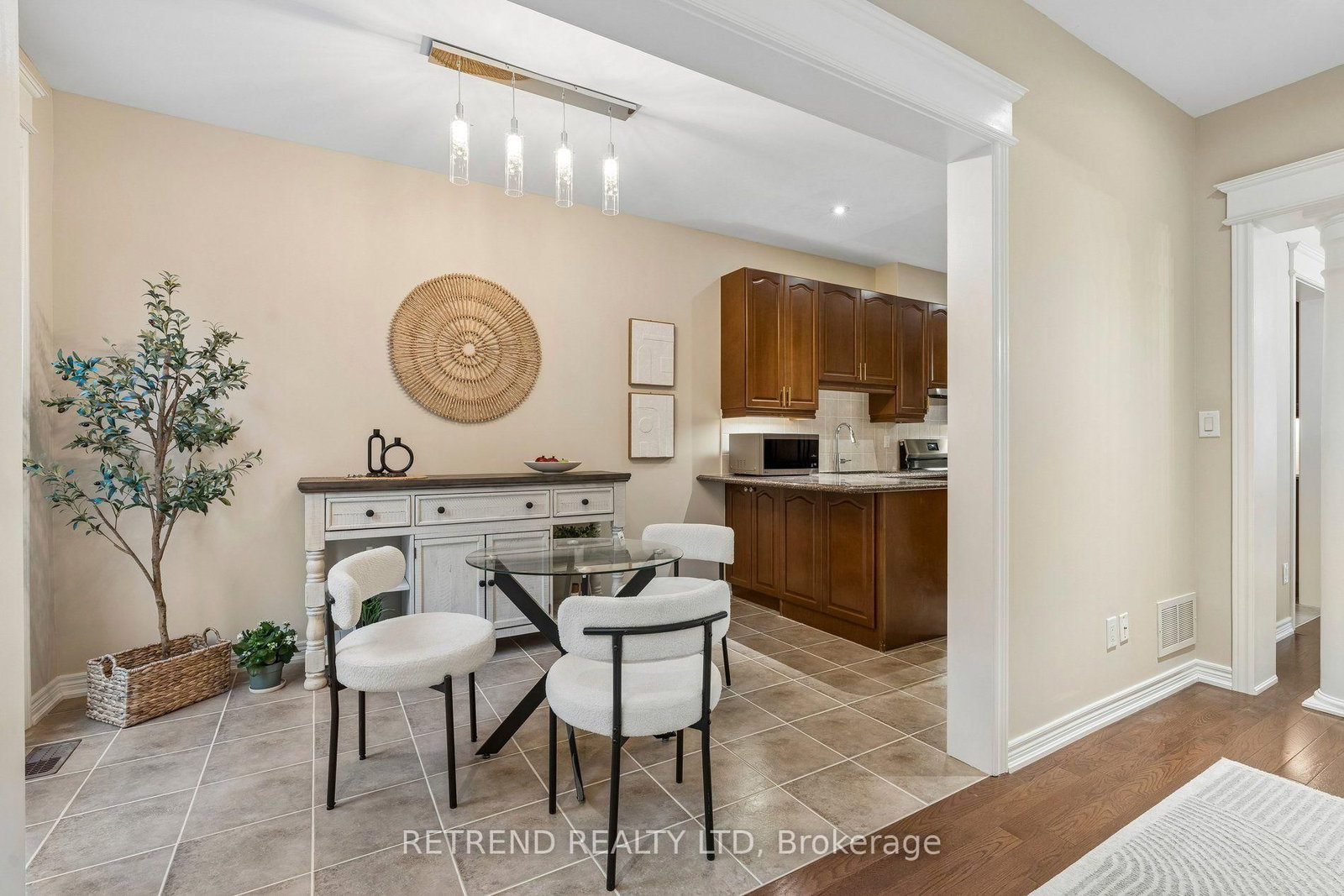 83 Southvale Drive • Vaughan, ON photo 16