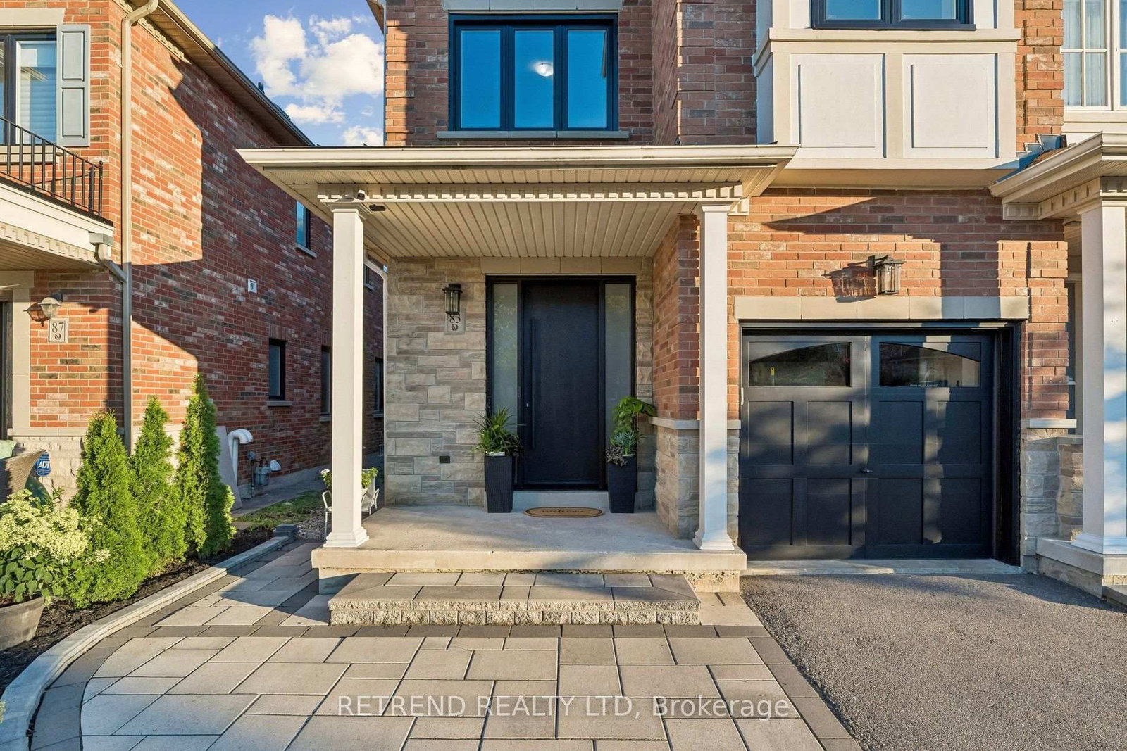 83 Southvale Drive • Vaughan, ON photo 4