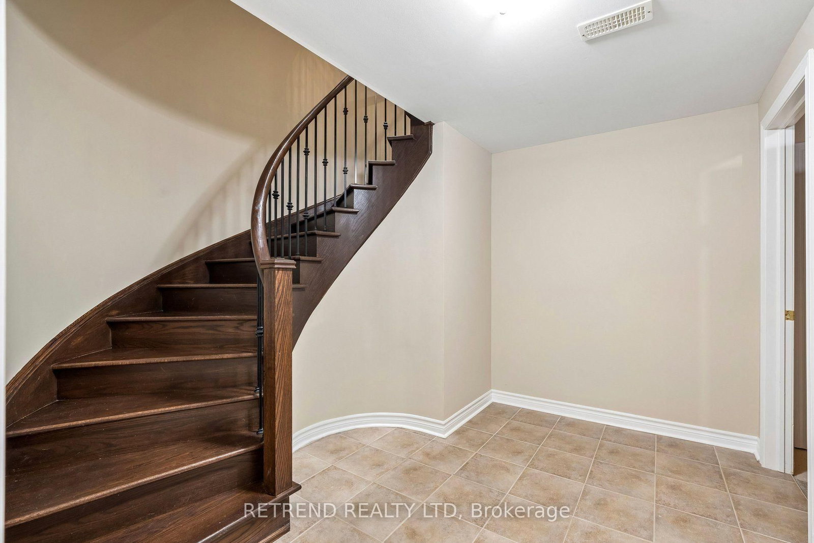 83 Southvale Drive • Vaughan, ON photo 41