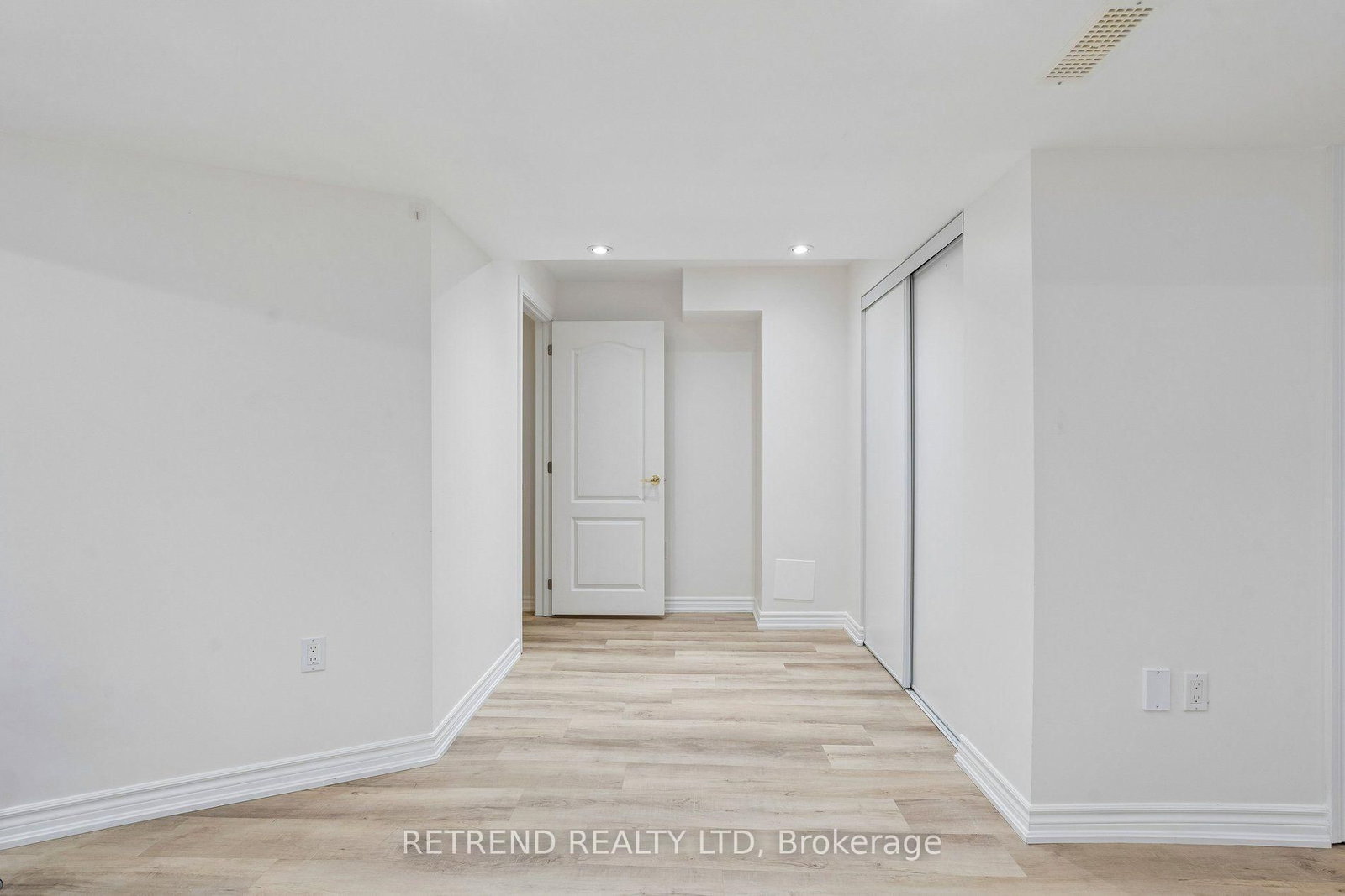 83 Southvale Drive • Vaughan, ON photo 45