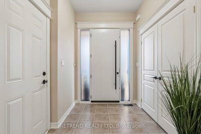 83 Southvale Drive • Vaughan, ON photo 5