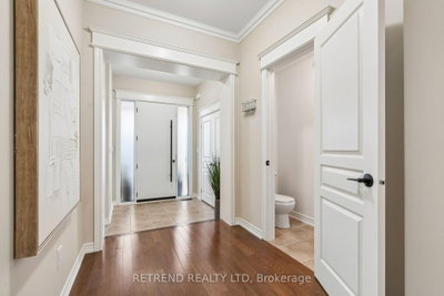 83 Southvale Drive • Vaughan, ON photo 6