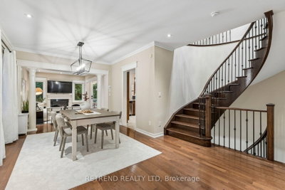 83 Southvale Drive • Vaughan, ON photo 8