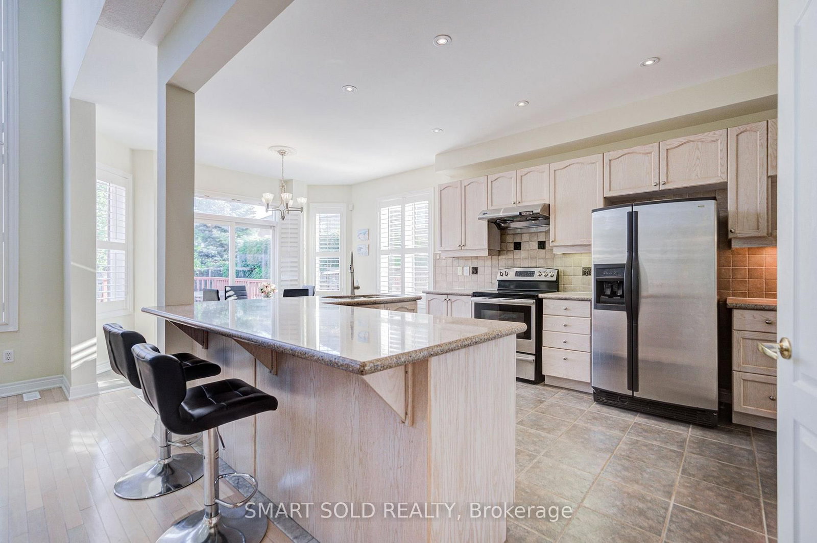 39 Victoria Wood Avenue • Markham, ON photo 12