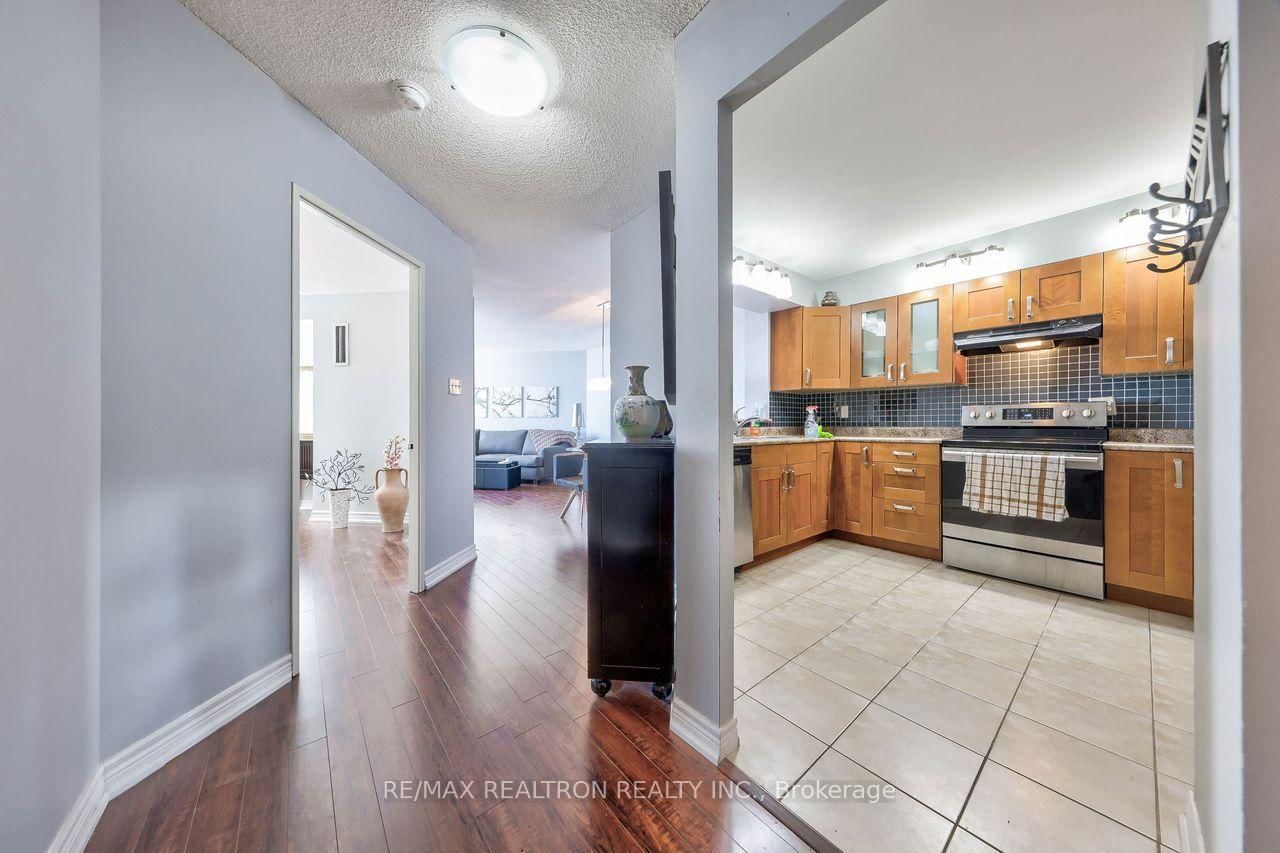 120 Promenade Circle • #614 • Vaughan, ON photo 20