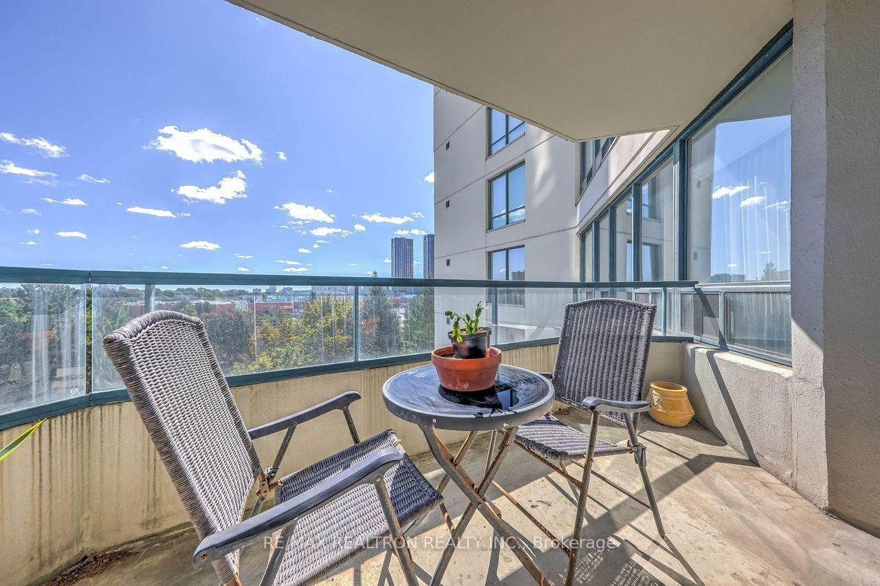 120 Promenade Circle • #614 • Vaughan, ON photo 40