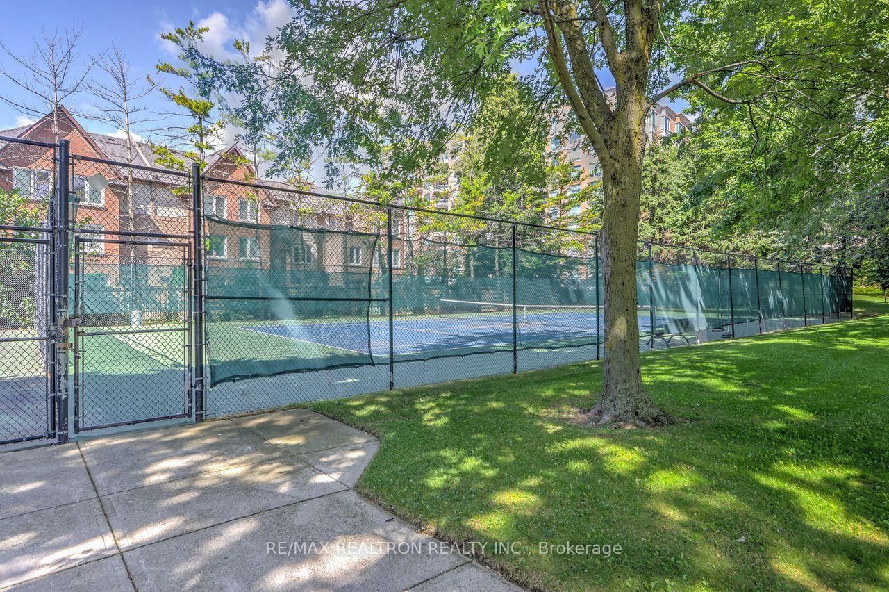 120 Promenade Circle • #614 • Vaughan, ON photo 9