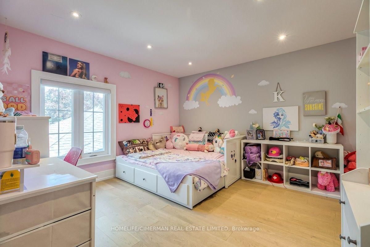 365 Kennedy Street W • Aurora, ON photo 22