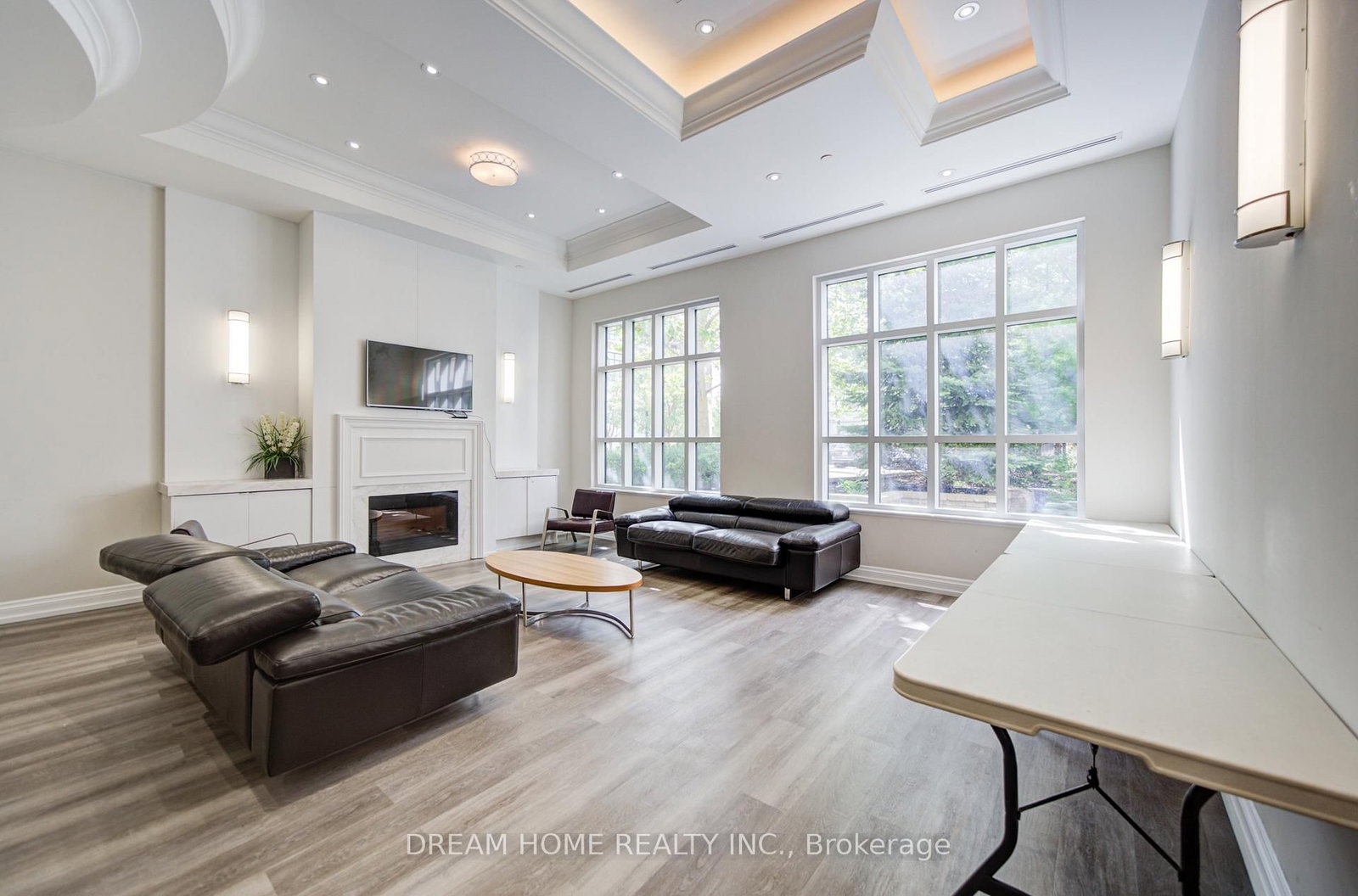 2396 Major Mackenzie Drive • #322 • Vaughan, ON photo 2