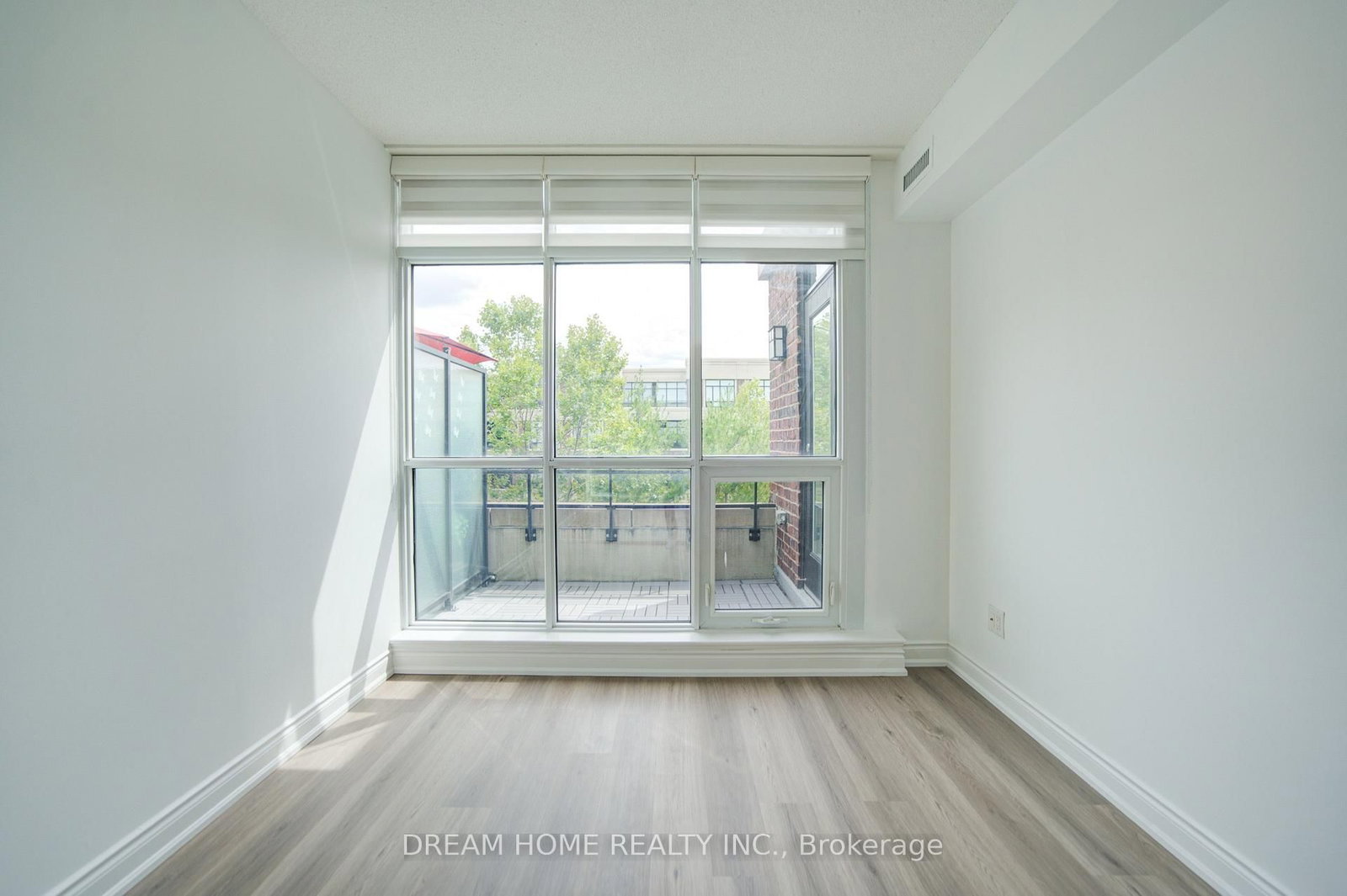 2396 Major Mackenzie Drive • #322 • Vaughan, ON photo 35