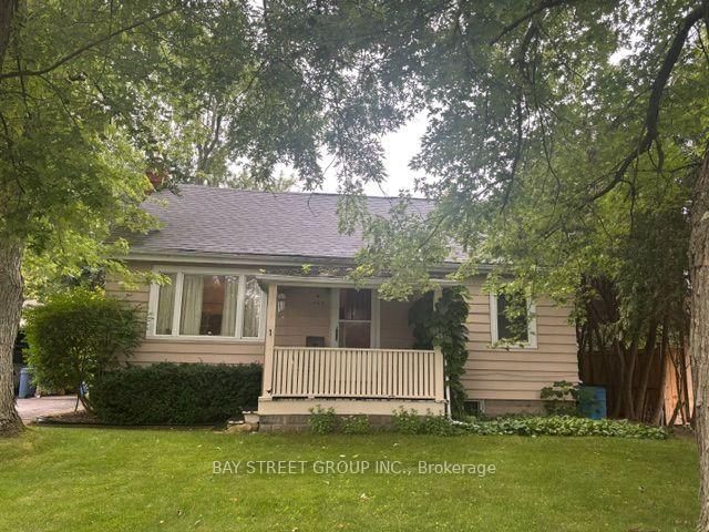 320 Stewart Street • Newmarket, ON photo 1
