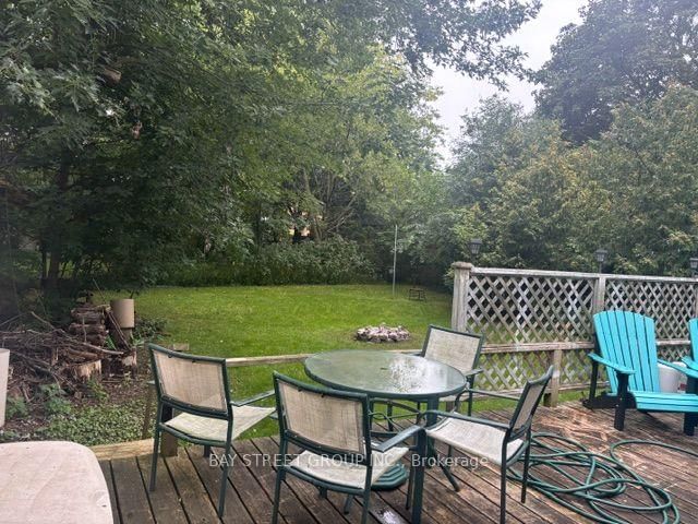 320 Stewart Street • Newmarket, ON photo 5