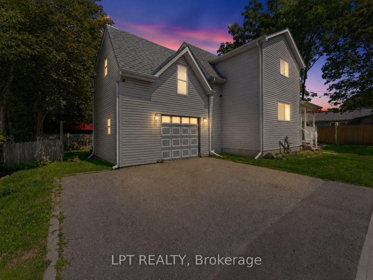 77 Munro St West Street W • Brock, ON photo 5