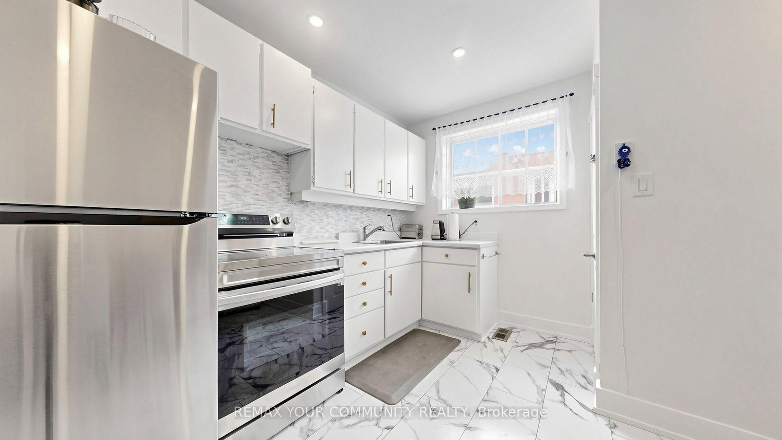 59 Davis Road • Aurora, ON photo 17