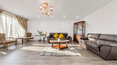 59 Davis Road • Aurora, ON photo 7