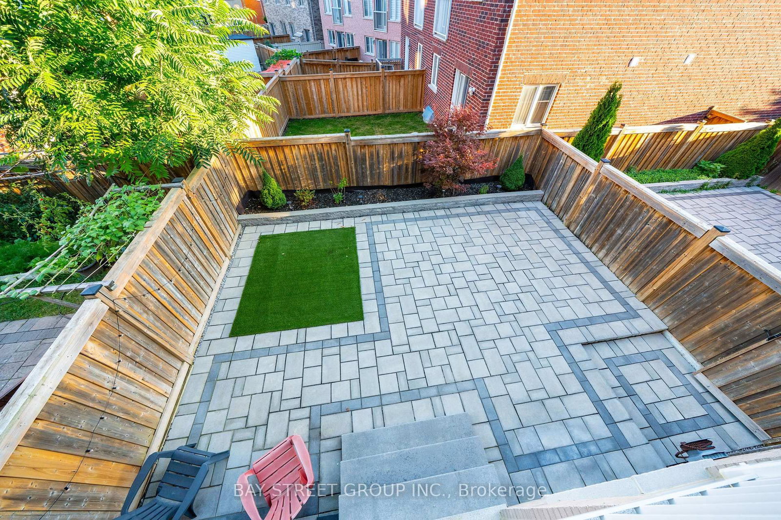 8 Zeng Cheng Drive • Markham, ON photo 34