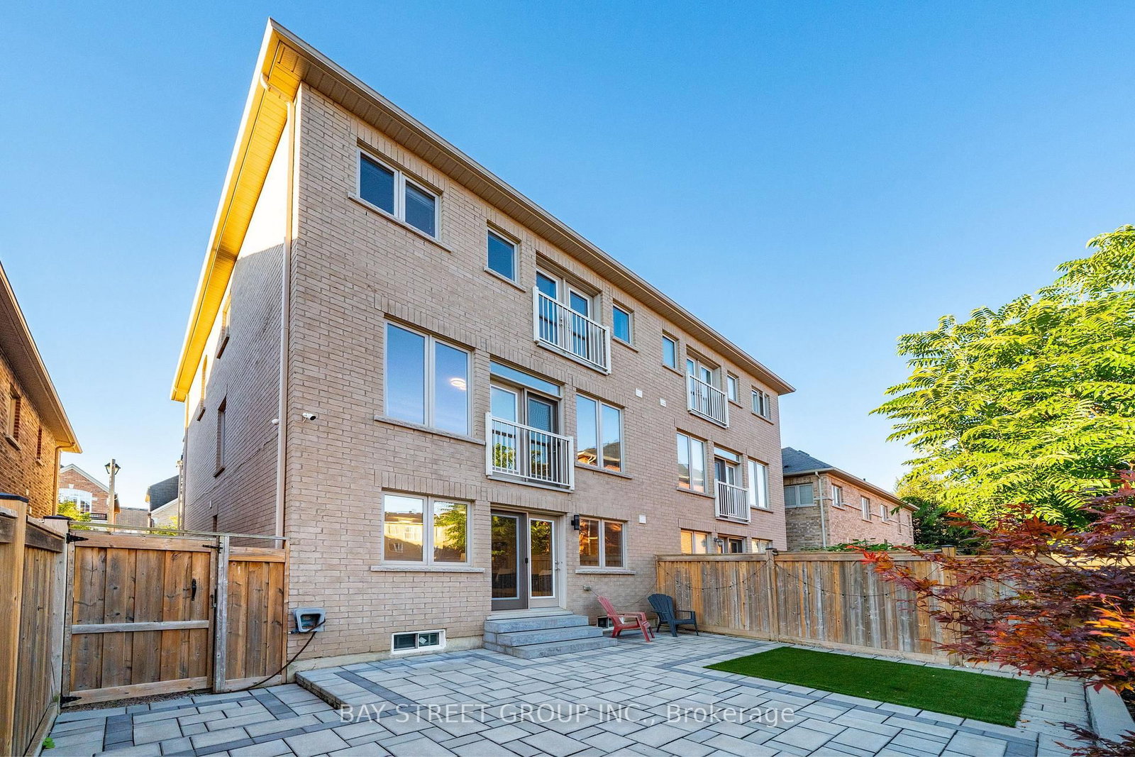 8 Zeng Cheng Drive • Markham, ON photo 37