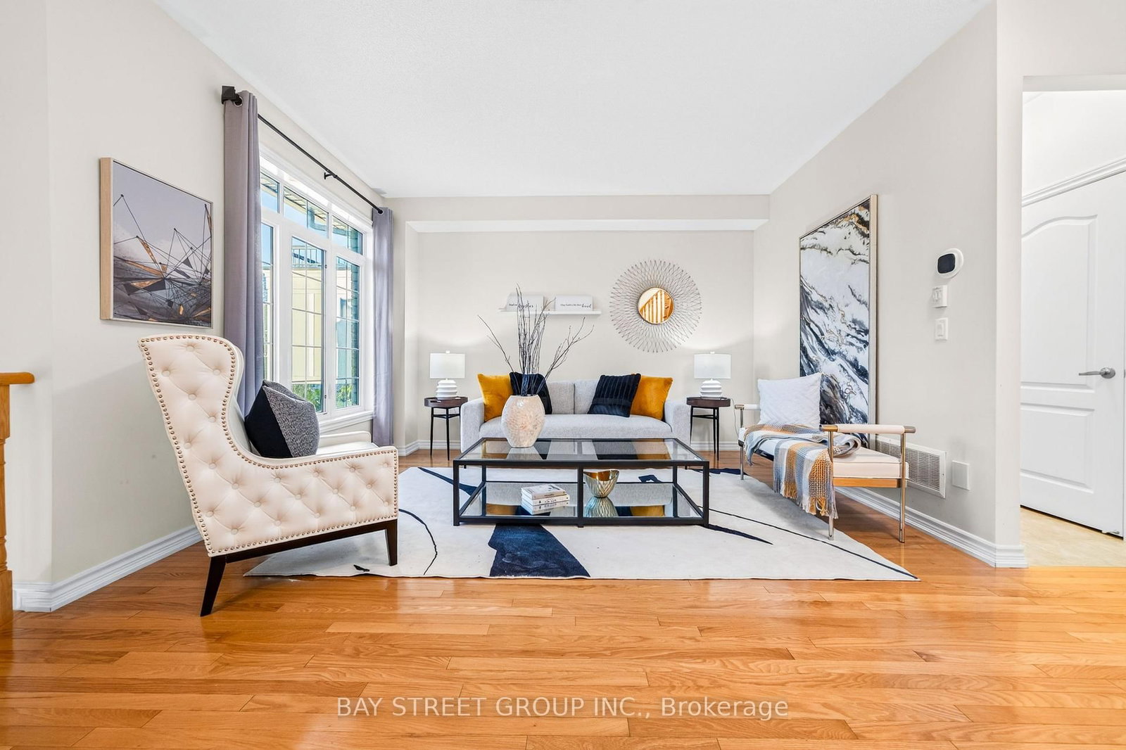 8 Zeng Cheng Drive • Markham, ON photo 6